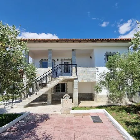 Venus Seaside 4 Bedroom Halkidiki Villa Nea Kallikrateia