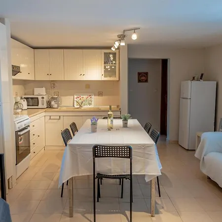Venus Seaside 4 Bedroom Halkidiki Villa