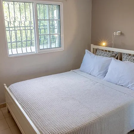 Villa Venus Seaside 4 Bedroom Halkidiki *