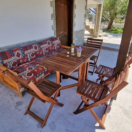 Venus Seaside 4 Bedroom Halkidiki Villa *